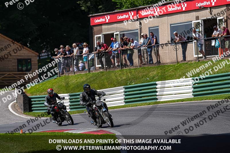 Vintage motorcycle club;eventdigitalimages;mallory park;mallory park trackday photographs;no limits trackdays;peter wileman photography;trackday digital images;trackday photos;vmcc festival 1000 bikes photographs
